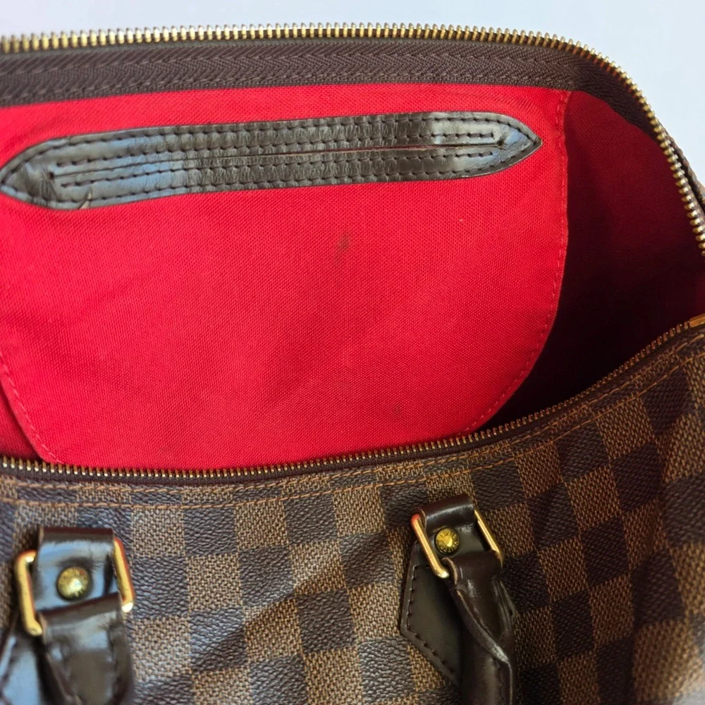Authentic LOUIS VUITTON Speedy 35 in Damier Ébène